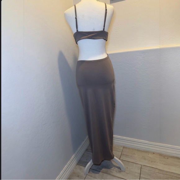 Taupe Cut Out Maxi Dress Adjustable Straps Bodycon Minimalist - Picture 4 of 5